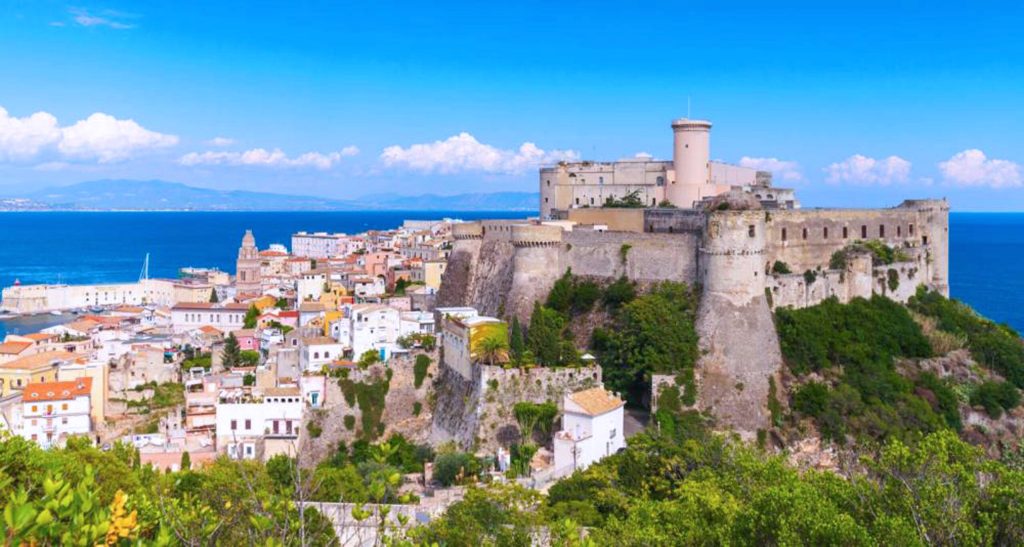 formia