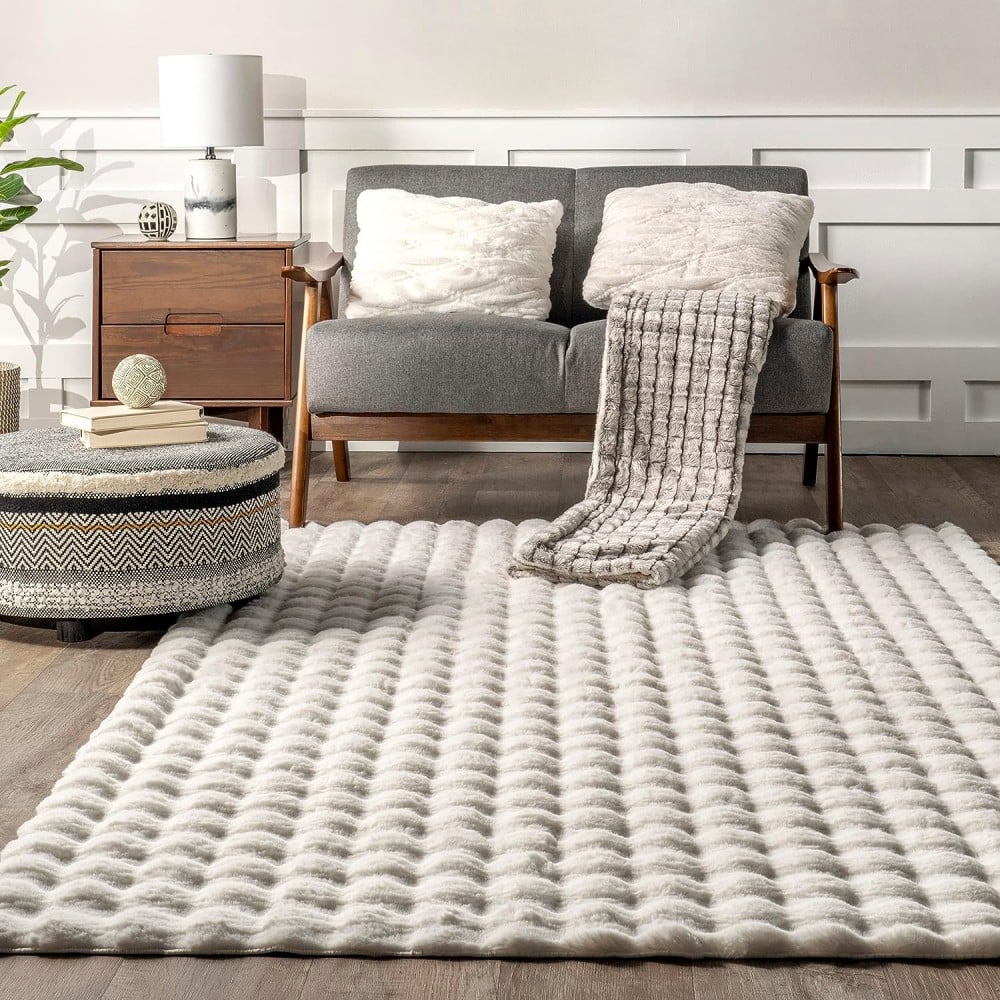 Rabbit fur rug