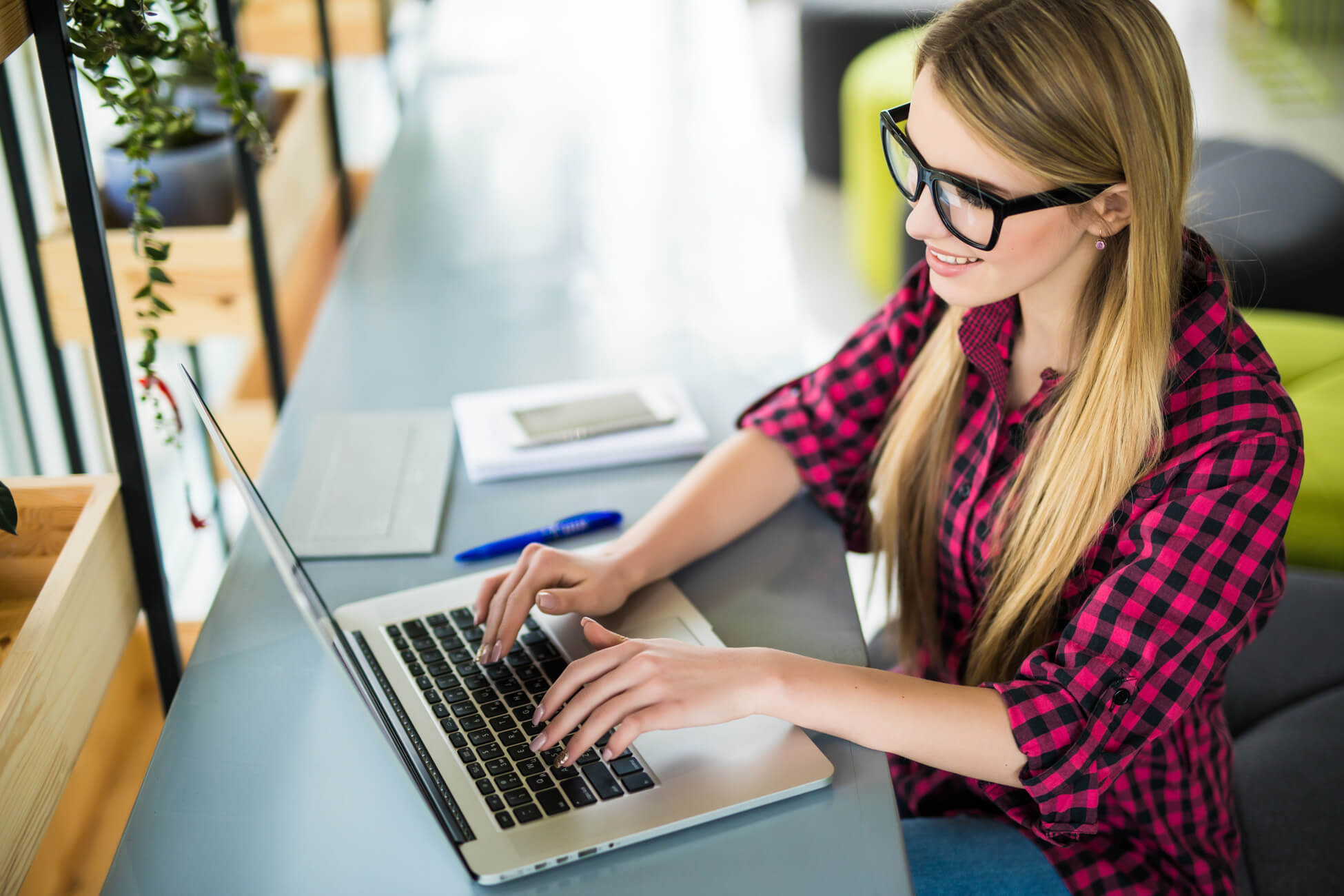 Online Press Release Distribution Services to Elevate News