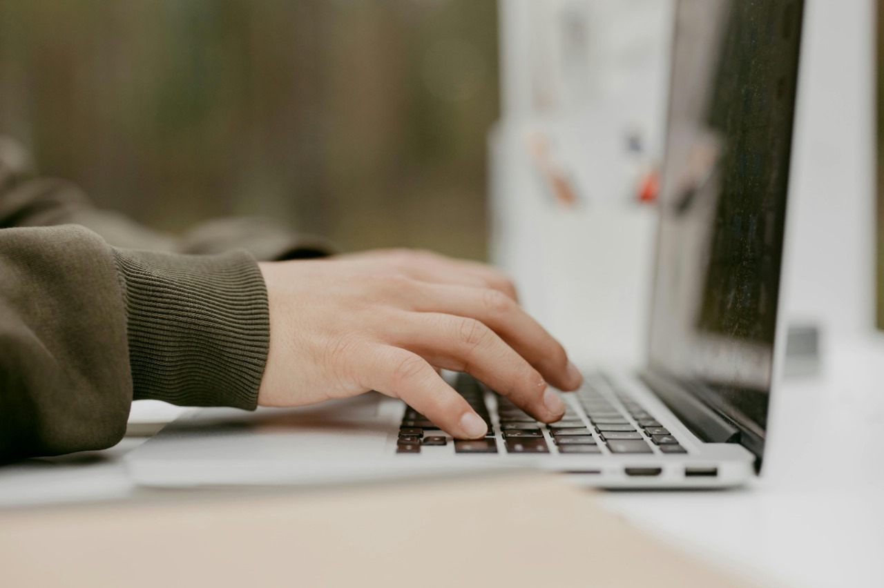 6 Incredible LinkedIn Scraper Hacks Every Marketer Needs