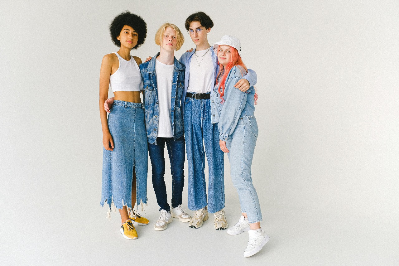 Wear the Resistance – 4 Bold Looks for Street Rebels